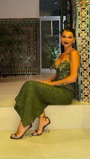 Alessandra Amoroso feet photo 8