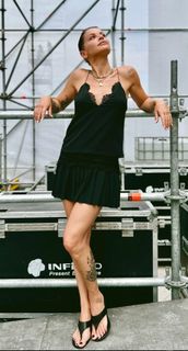 Alessandra Amoroso feet photo 6