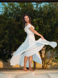 Alessandra Amoroso feet photo 4