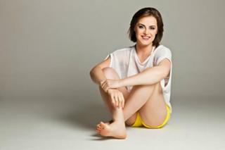 Alessandra Maestrini feet photo 5
