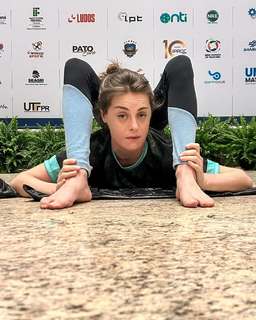 Alessandra Maestrini feet photo 6