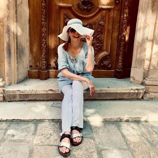Alessandra Martines feet photo 1