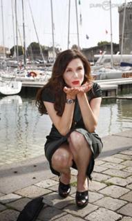 Alessandra Martines feet photo 12