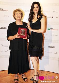 Alessandra Martines feet photo 11