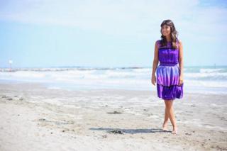 Alessandra Mastronardi feet photo thumbnail