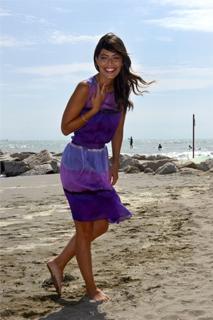 Alessandra Mastronardi feet photo thumbnail