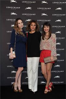 Alessandra Mastronardi feet photo thumbnail