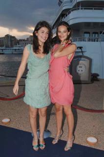 Alessandra Mastronardi feet photo thumbnail