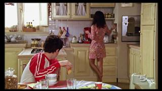 Alessandra Mastronardi feet photo thumbnail