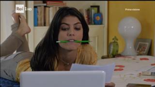 Alessandra Mastronardi feet photo thumbnail