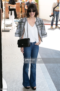 Alessandra Mastronardi feet photo thumbnail