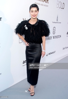 Alessandra Mastronardi feet photo thumbnail