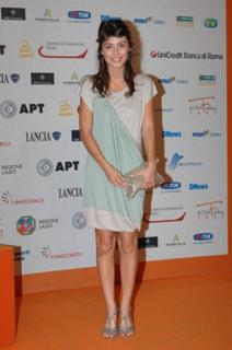 Alessandra Mastronardi feet photo thumbnail