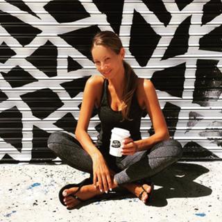 Alessandra Meyer-Wölden feet photo thumbnail