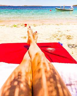 Alessandra Meyer-Wölden feet photo thumbnail