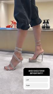 Alessandra Meyer-Wölden feet photo thumbnail