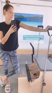Alessandra Meyer-Wölden feet photo thumbnail