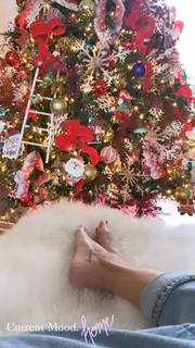 Alessandra Meyer-Wölden feet photo thumbnail
