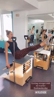 Alessandra Meyer-Wölden feet photo thumbnail