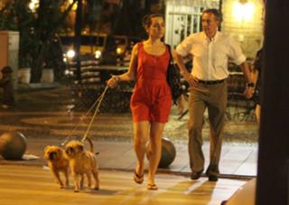 Alessandra Negrini feet photo thumbnail
