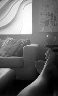 Alessandra Negrini feet photo thumbnail