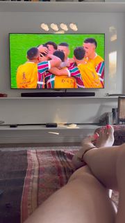 Alessandra Negrini feet photo thumbnail