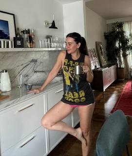 Alessandra Negrini feet photo thumbnail