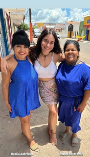 Alessandra Negrini feet photo thumbnail