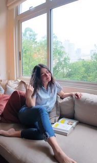 Alessandra Negrini feet photo thumbnail