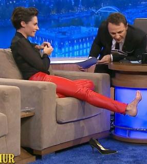 Alessandra Sublet feet photo thumbnail