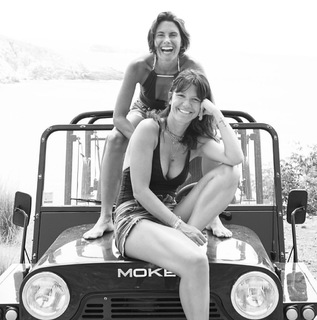 Alessandra Sublet feet photo thumbnail