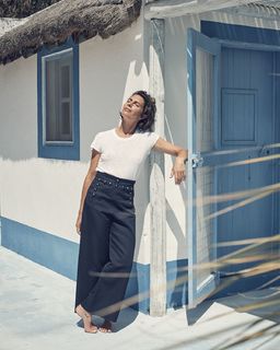 Alessandra Sublet feet photo thumbnail