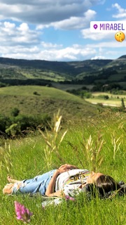 Alessandra Sublet feet photo thumbnail