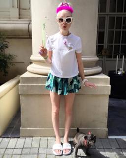 Alessandra Torresani feet photo thumbnail