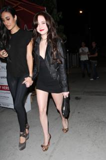 Alessandra Torresani feet photo thumbnail