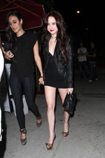 Alessandra Torresani feet photo thumbnail