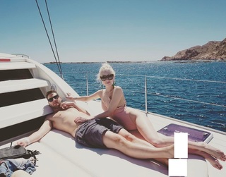 Alessandra Torresani feet photo thumbnail