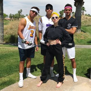 Alessandra Torresani feet photo thumbnail