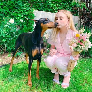 Alessandra Torresani feet photo thumbnail