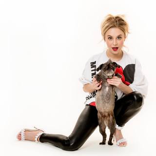 Alessandra Torresani feet photo thumbnail