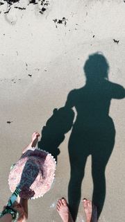 Alessandra Torresani feet photo thumbnail