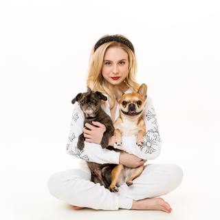 Alessandra Torresani feet photo thumbnail