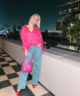 Alessandra Torresani feet photo thumbnail