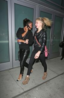 Alessandra Torresani feet photo thumbnail