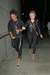 Alessandra Torresani feet photo thumbnail