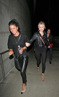 Alessandra Torresani feet photo thumbnail