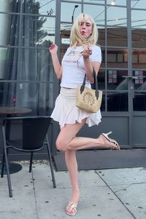 Alessandra Torresani feet photo 1