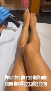 Alessandra Tripoli feet photo 9