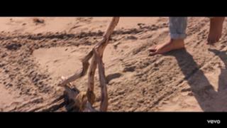 Alessia Cara feet photo thumbnail