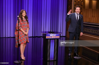 Alessia Cara feet photo thumbnail